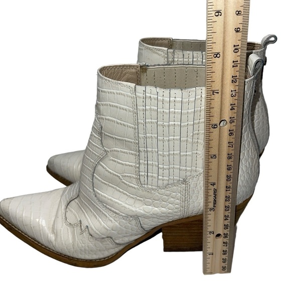 Sam Edelman Women's Ankle Booties Size 10M "Winona" White Leather Slip On - Picture 8 of 11